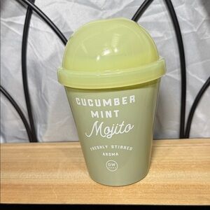 DW Home Cucumber Mint Mojito Candle